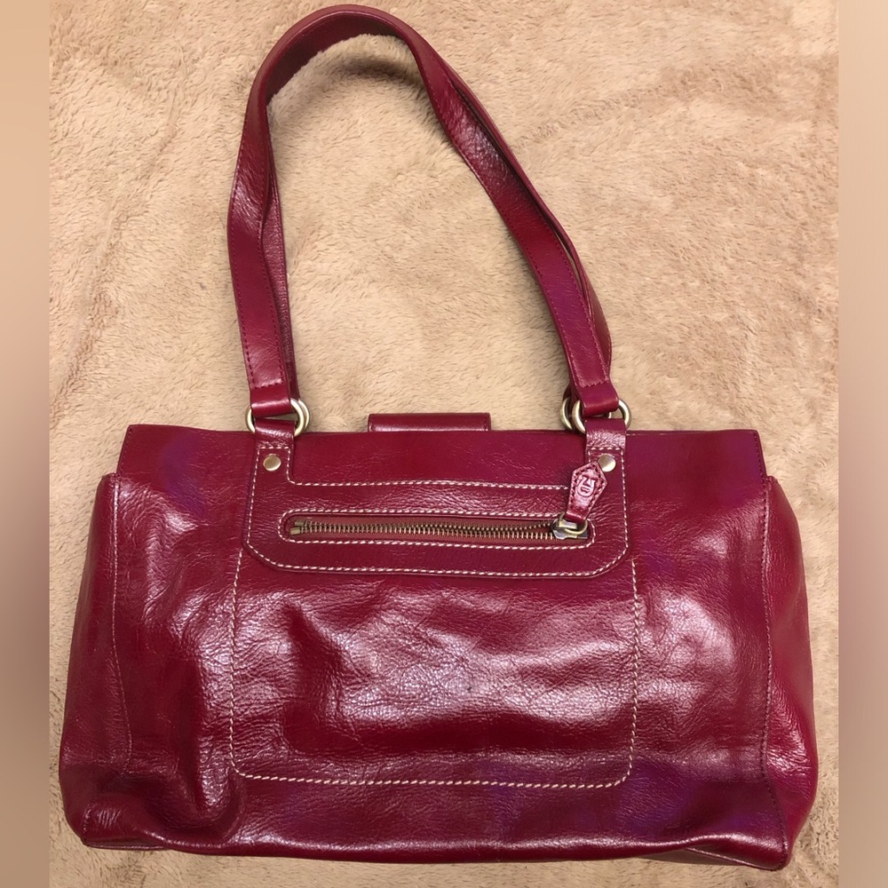 ETIENNE AIGNER Leather Purse. Shoulder Handbag Red